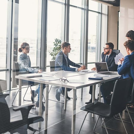 réunion de l'équipe des ressources humaine avec le manager RH